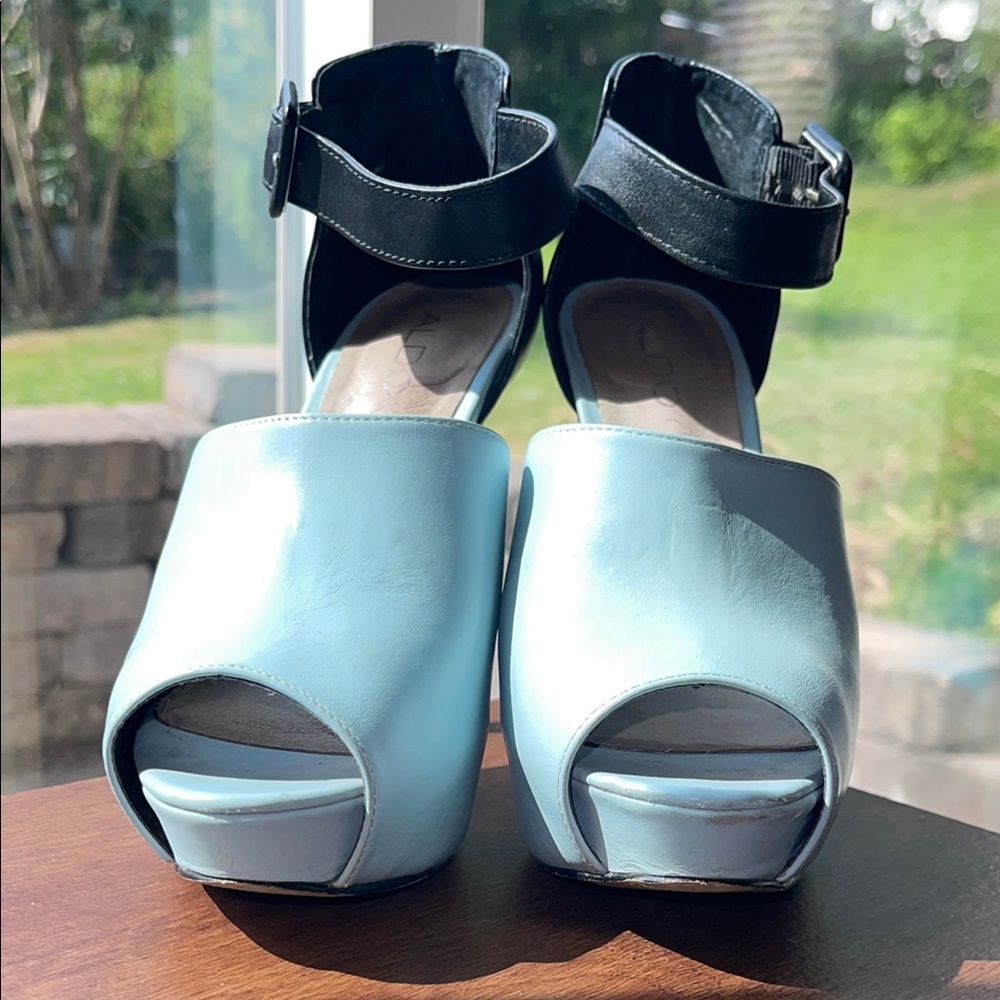 Aldo Black and Light Blue Peep Toe Heels - Picture 2 of 12